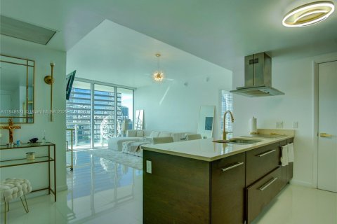 Condominio en venta en Miami, Florida, 2 dormitorios, 116.59 m2 № 1812332 - foto 6