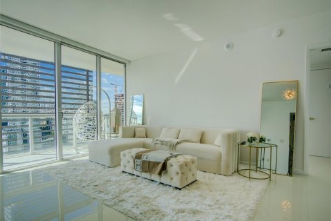 Condominio en venta en Miami, Florida, 2 dormitorios, 116.59 m2 № 1812332 - foto 3