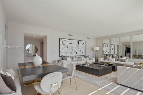 Copropriété à vendre à Miami Beach, Floride: 3 chambres, 250.74 m2 № 1983049 - photo 3