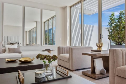 Copropriété à vendre à Miami Beach, Floride: 3 chambres, 250.74 m2 № 1983049 - photo 2