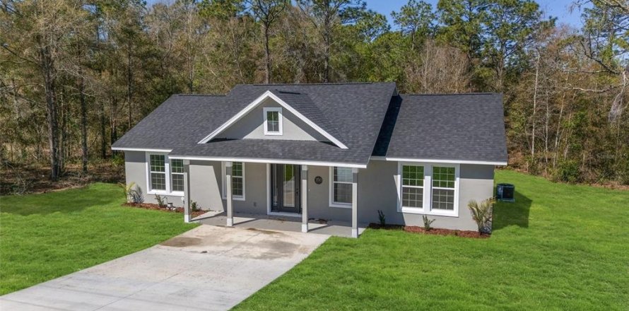 Villa ou maison à Williston, Floride 3 chambres, 152.36 m2 № 2415409