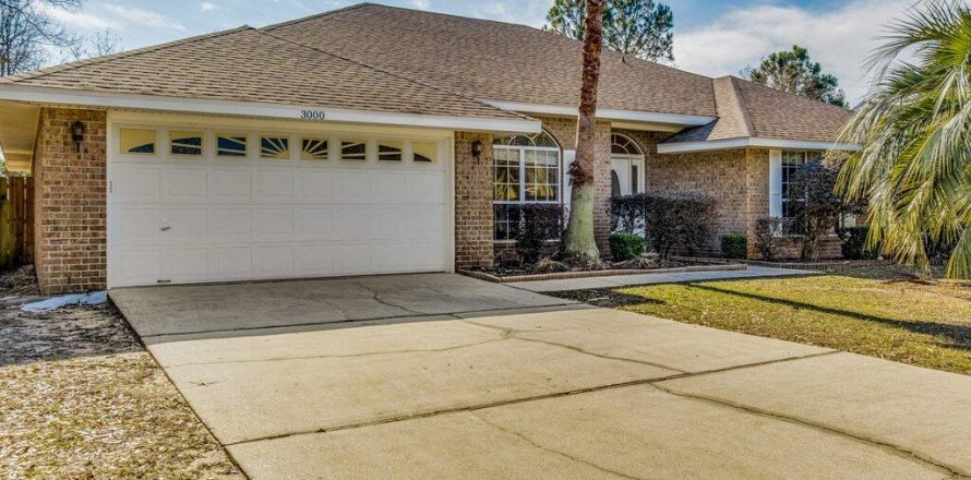 House in Navarre, Florida 4 bedrooms, 277.96 sq.m. № 559545