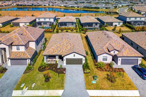 Casa en venta en Bradenton, Florida, 3 dormitorios, 171.78 m2 № 2204674 - foto 5