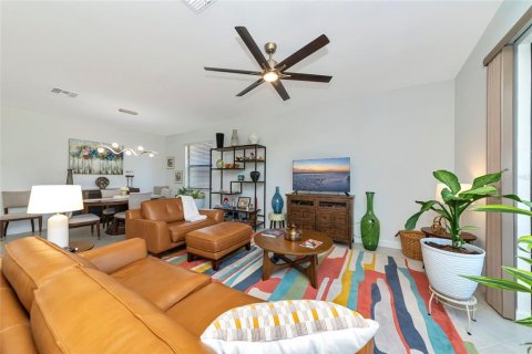 Casa en venta en Bradenton, Florida, 3 dormitorios, 171.78 m2 № 2204674 - foto 16