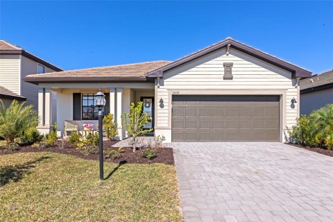 Casa en Bradenton, Florida 3 dormitorios, 171.78 m2 № 2204674