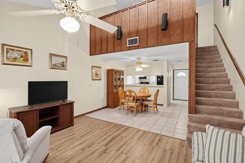 Townhouse in Kissimmee, Florida 1 bedroom, 69.68 sq.m. № 2386724 - photo 6