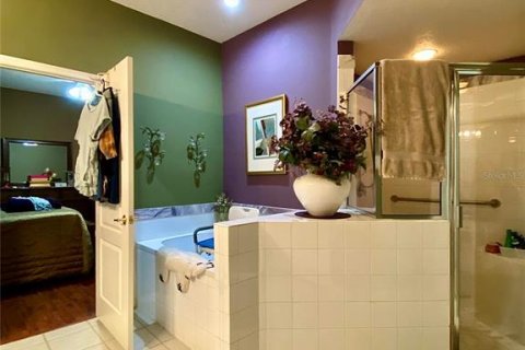 Townhouse in Wesley Chapel, Florida 2 bedrooms, 190.82 sq.m. № 1663119 - photo 15