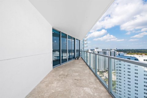 Copropriété à vendre à Hollywood, Floride: 3 chambres, 244.05 m2 № 2251437 - photo 29