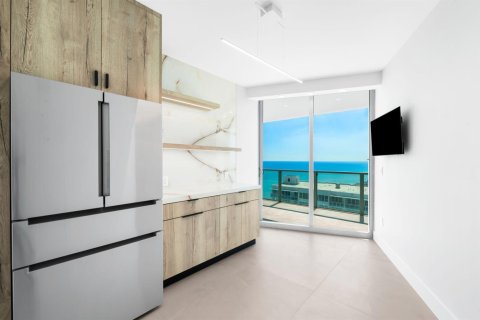 Copropriété à vendre à Hollywood, Floride: 3 chambres, 244.05 m2 № 2251437 - photo 6