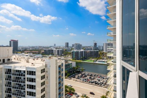 Copropriété à vendre à Hollywood, Floride: 3 chambres, 244.05 m2 № 2251437 - photo 27