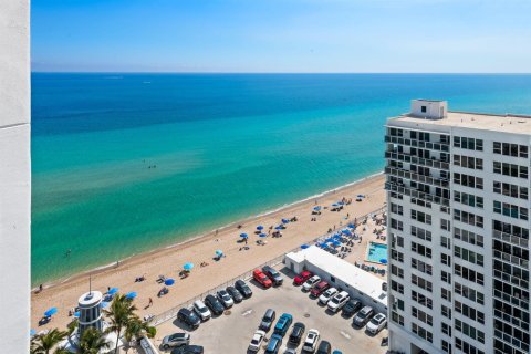 Copropriété à vendre à Hollywood, Floride: 3 chambres, 244.05 m2 № 2251437 - photo 30