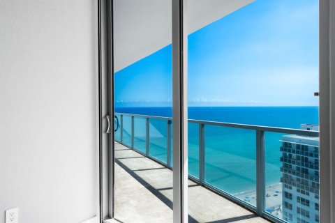 Copropriété à vendre à Hollywood, Floride: 3 chambres, 244.05 m2 № 2251437 - photo 23