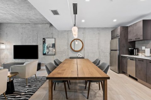 Propiedad comercial en venta en Fort Lauderdale, Florida № 2399734 - foto 20