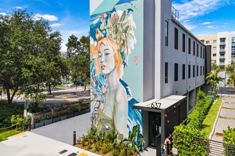 Propiedad comercial en venta en Fort Lauderdale, Florida № 2399734 - foto 3