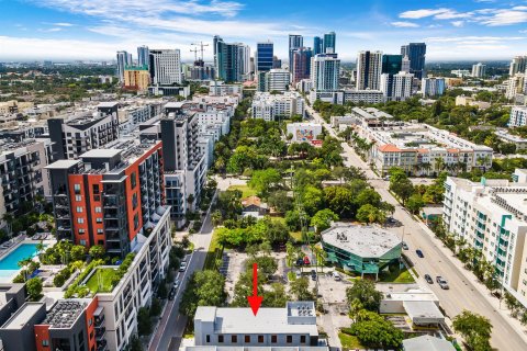 Propiedad comercial en venta en Fort Lauderdale, Florida № 2399734 - foto 6