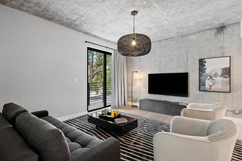 Propiedad comercial en venta en Fort Lauderdale, Florida № 2399734 - foto 17