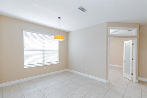 House in Ocala, Florida 3 bedrooms, 222.32 sq.m. № 1750480 - photo 11