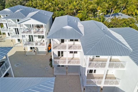 Touwnhouse à vendre à Islamorada, Village of Islands, Floride: 3 chambres, 156.08 m2 № 2027437 - photo 3