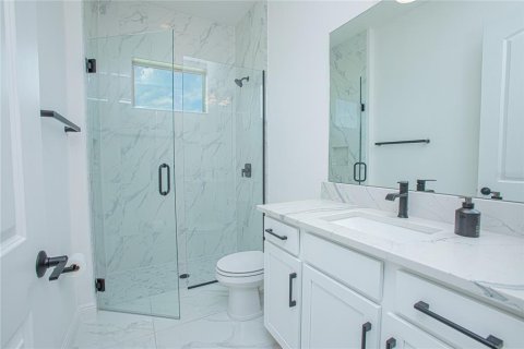 Casa en alquiler en Orlando, Florida, 5 dormitorios, 393.44 m2 № 1675497 - foto 17