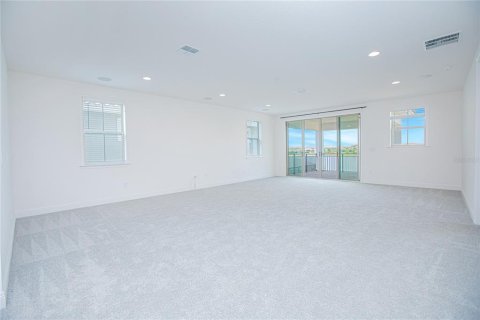 Casa en alquiler en Orlando, Florida, 5 dormitorios, 393.44 m2 № 1675497 - foto 18