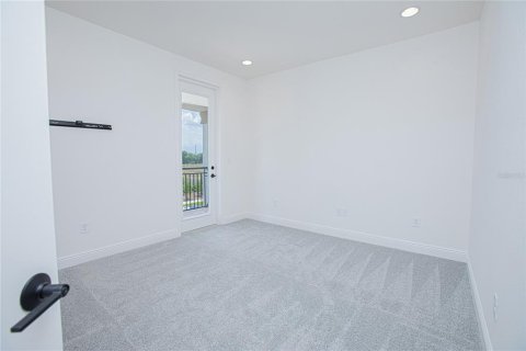 Casa en alquiler en Orlando, Florida, 5 dormitorios, 393.44 m2 № 1675497 - foto 25
