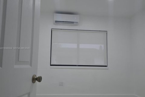 Apartment in Miami, Florida 1 bedroom, 81.29 sq.m. № 1994579 - photo 3