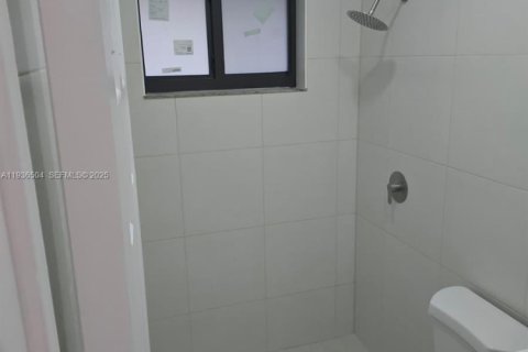 Apartment in Miami, Florida 1 bedroom, 81.29 sq.m. № 1994579 - photo 10