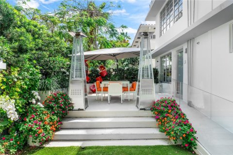 Copropriété à vendre à Miami Beach, Floride: 4 chambres, 190.45 m2 № 2041170 - photo 2