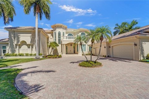 Купить виллу или дом в Холливуд, Флорида 7 спален, 656.45м2, № 2054978 - фото 14
