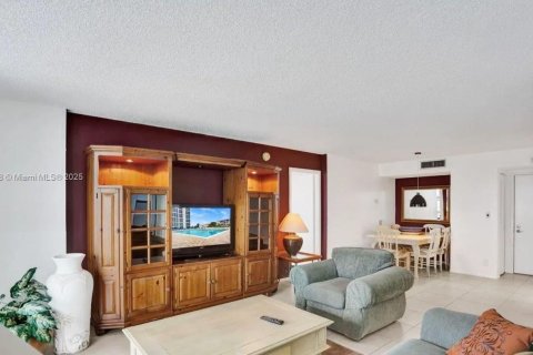 Condominio en alquiler en Pompano Beach, Florida, 2 dormitorios, 97.55 m2 № 1958967 - foto 8