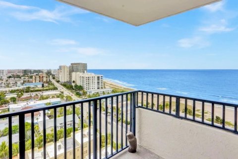 Condominio en alquiler en Pompano Beach, Florida, 2 dormitorios, 97.55 m2 № 1958967 - foto 1