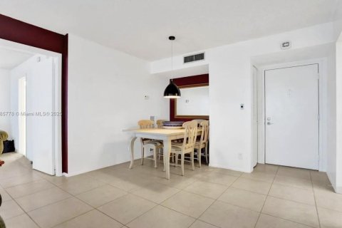 Condominio en alquiler en Pompano Beach, Florida, 2 dormitorios, 97.55 m2 № 1958967 - foto 12