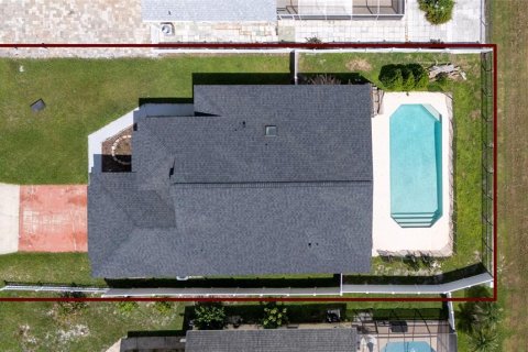 Villa ou maison à vendre à Kissimmee, Floride: 3 chambres, 145.21 m2 № 2352414 - photo 5