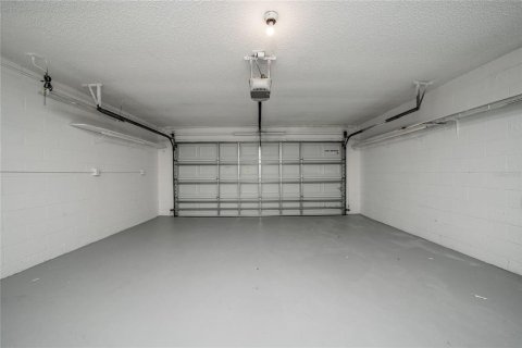 Villa ou maison à vendre à Kissimmee, Floride: 3 chambres, 145.21 m2 № 2352414 - photo 27