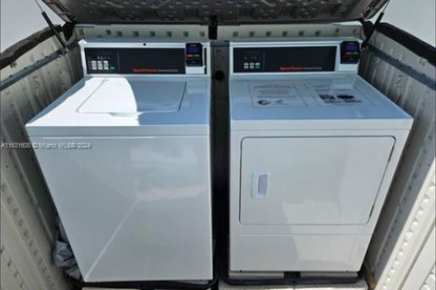 Copropriété à vendre à Hollywood, Floride: 1 chambre, 40.41 m2 № 1985221 - photo 16