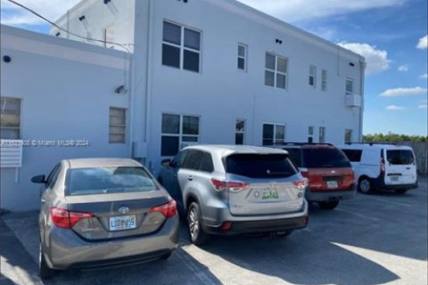 Copropriété à vendre à Hollywood, Floride: 1 chambre, 40.41 m2 № 1985221 - photo 12