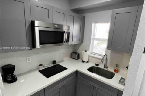 Copropriété à vendre à Hollywood, Floride: 1 chambre, 40.41 m2 № 1985221 - photo 23