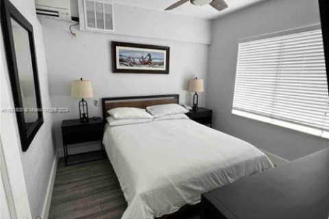 Copropriété à vendre à Hollywood, Floride: 1 chambre, 40.41 m2 № 1985221 - photo 26