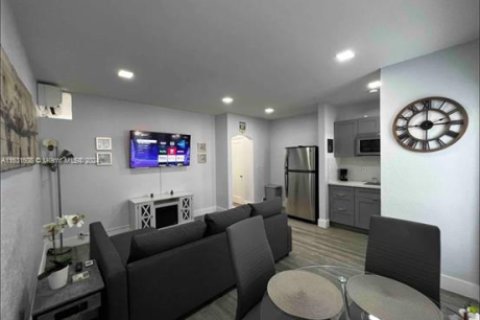 Copropriété à vendre à Hollywood, Floride: 1 chambre, 40.41 m2 № 1985221 - photo 19