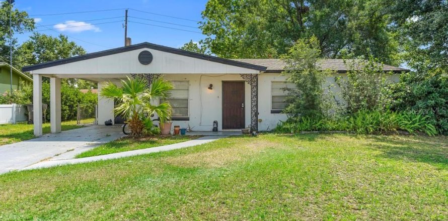 House in Orlando, Florida 3 bedrooms, 112.32 sq.m. № 1773555