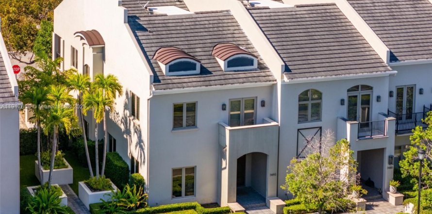 Таунхаус в Майами, Флорида 3 спальни, 288.37м2 № 1972926