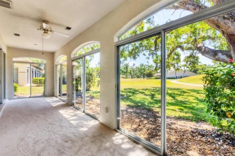 House in Sarasota, Florida 3 bedrooms, 179.12 sq.m. № 1629572 - photo 4
