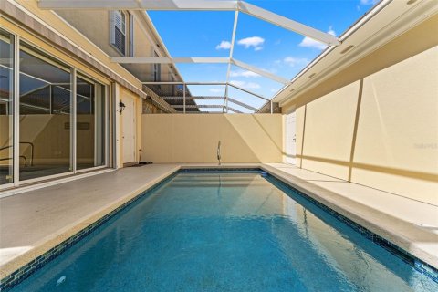 Touwnhouse à vendre à Sarasota, Floride: 4 chambres, 171.5 m2 № 2429289 - photo 2