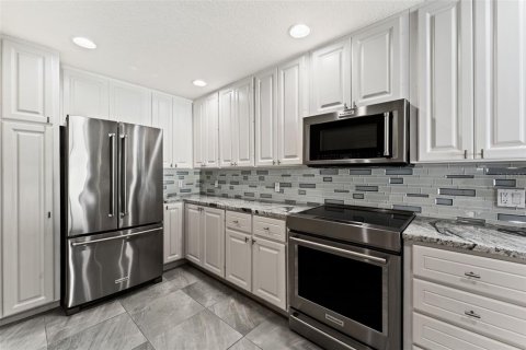 Touwnhouse à vendre à Sarasota, Floride: 4 chambres, 171.5 m2 № 2429289 - photo 16