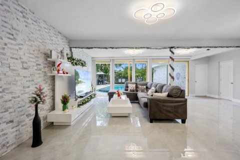 Villa ou maison à vendre à Hollywood, Floride: 3 chambres, 199 m2 № 2085754 - photo 18