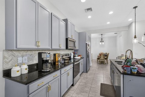 House in Westlake, Florida 4 bedrooms, 270.53 sq.m. № 2078520 - photo 19