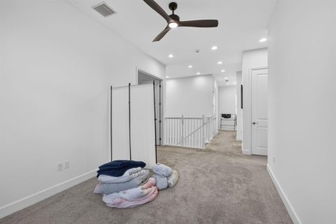 House in Westlake, Florida 4 bedrooms, 270.53 sq.m. № 2078520 - photo 28