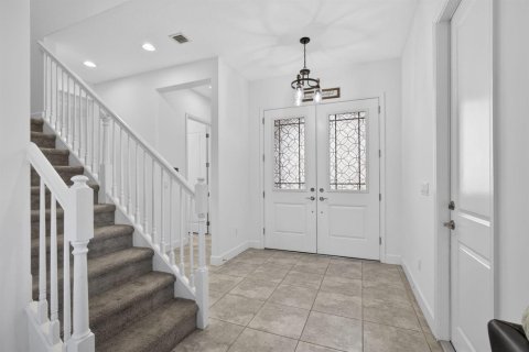 House in Westlake, Florida 4 bedrooms, 270.53 sq.m. № 2078520 - photo 5