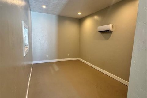 Commercial property in Dade City, Florida 37.16 sq.m. № 1905952 - photo 21