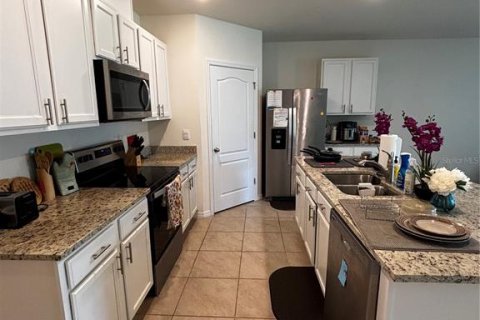 Villa ou maison à louer à Sanford, Floride: 4 chambres, 169.83 m2 № 2414961 - photo 10
